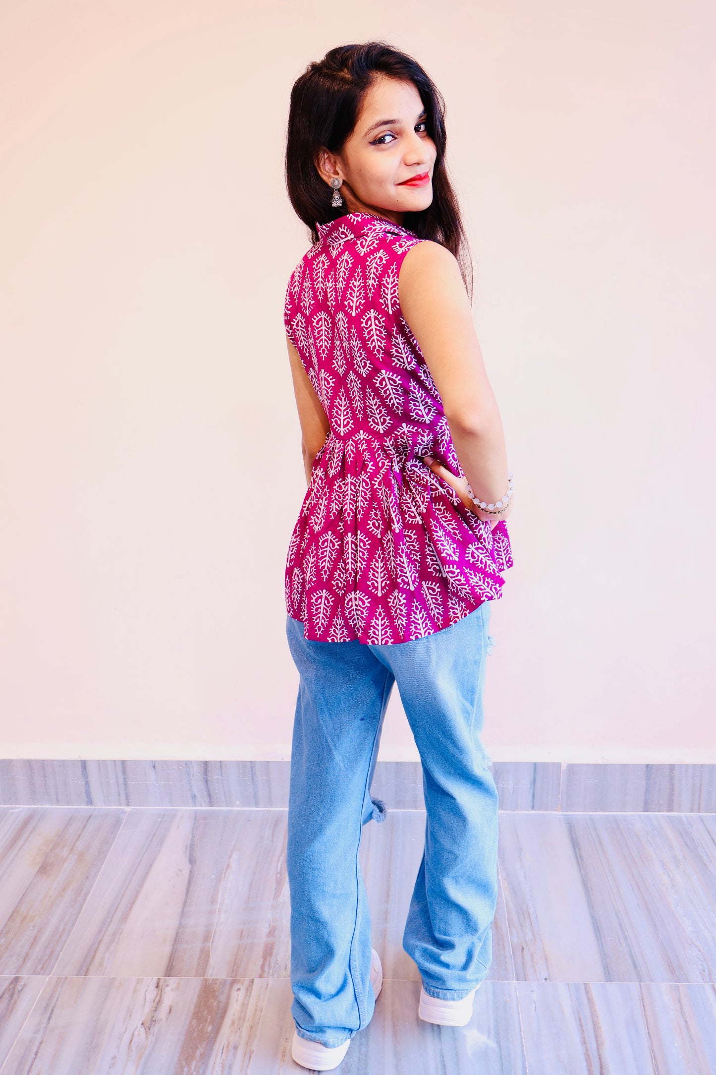Coller Short Kurtis