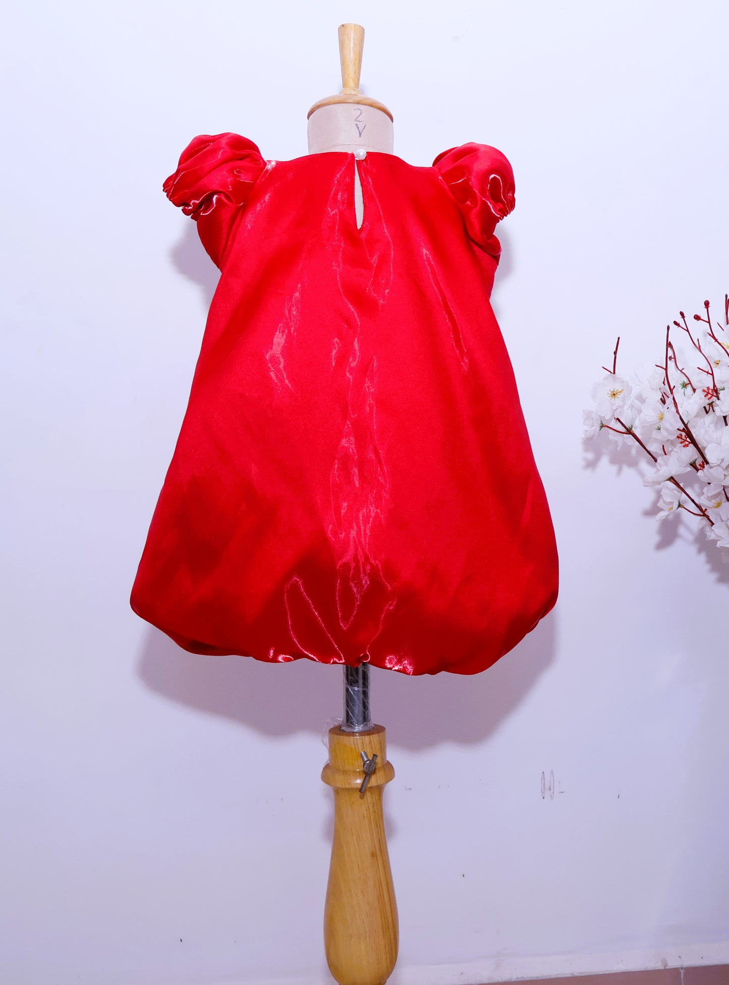 GET FLAT 50% OFF ON "Magic Tissue Baby Frock"