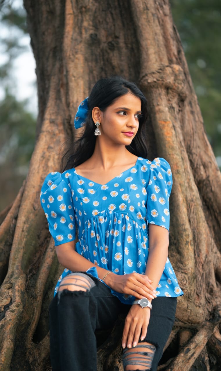 Daisy Bloom Short Kurtis
