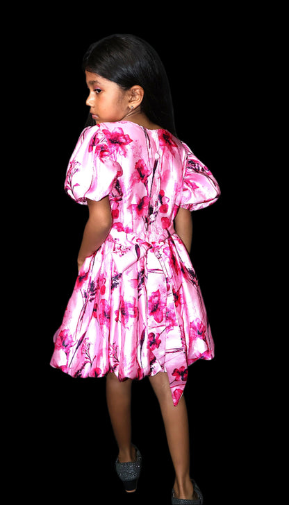 GET FLAT 50% OFF ON "BALOON DRESS"