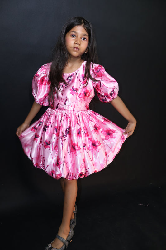GET FLAT 50% OFF ON "BALOON DRESS"