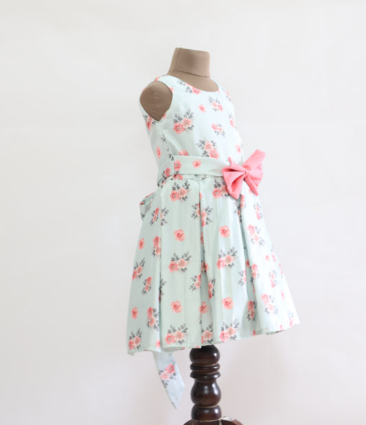 GET FLAT 50% OFF ON "FLORAL FANTACY"