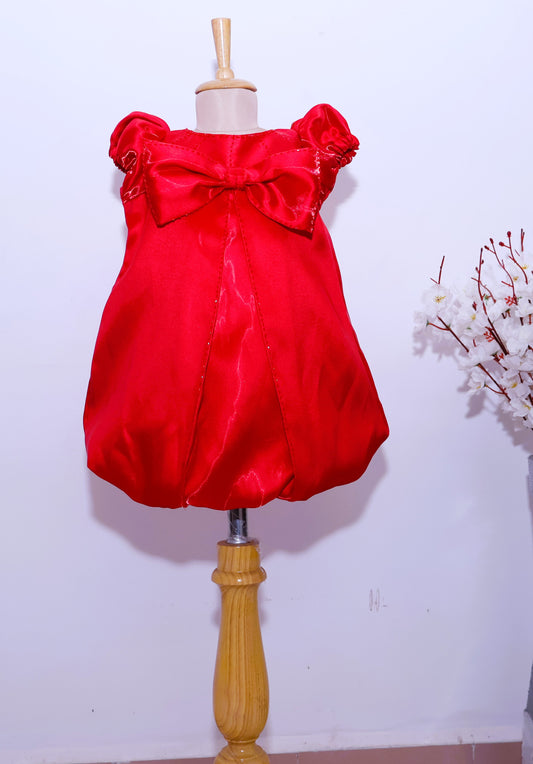 GET FLAT 50% OFF ON "Magic Tissue Baby Frock"