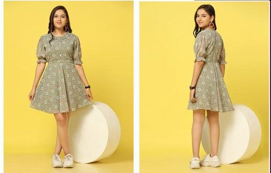 GET FLAT 50% OFF ON "Adorable Kids Chiffon Dress"