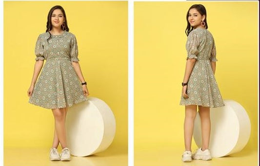 GET FLAT 50% OFF ON "Adorable Kids Chiffon Dress"