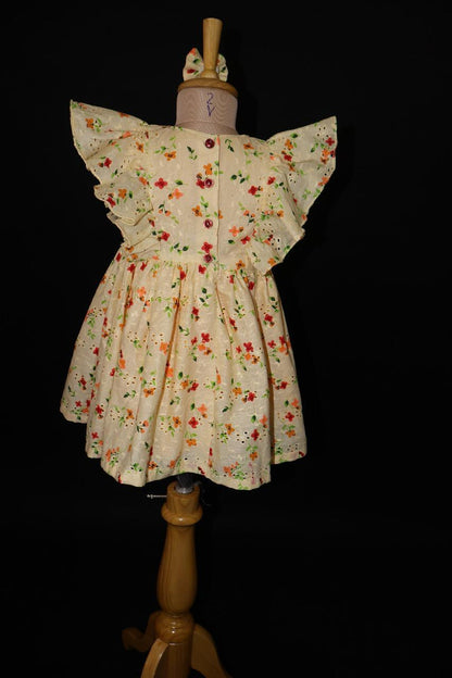 GET FLAT 50% OFF ON "CHIKANKARI COTTON DRESS"